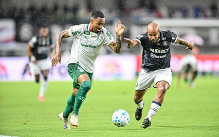 Remo e Palmeiras se enfrentam no Brasileirão (Foto: Nai Chagas/Agência F8/Folhapress)