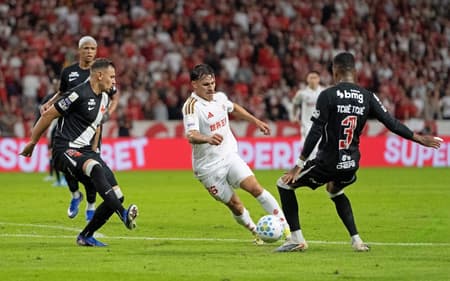 Gigante da Colina está em 11° com 20 pontos no Brasileirão (Foto: Max Peixoto/DiaEsportivo/Folhapress)