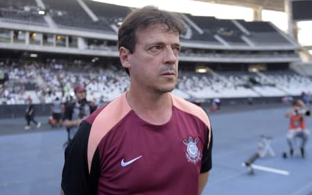 Fernando Diniz, técnico do Corinthians (Foto: Dhavid Normando/Código 19/Folhapress)