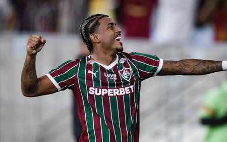 John Kennedy comemora gol do Fluminense contra o Vitória (Foto: Marcelo Gonçalves/ Fluminense FC)