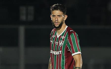 Jemmes no campo em Mirassol x Fluminense (Foto: Lucas Merçon/ Fluminense)