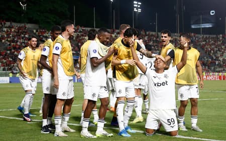 Kauan Toledo virou o jogo para o Botafogo contra o Caracas (Foto: Vítor Silva/Botafogo)