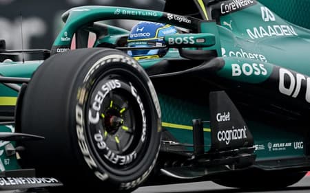 O espanhol Fernando Alonso no GP da China de Fórmula 1 (Foto: Hector RETAMAL / AFP)