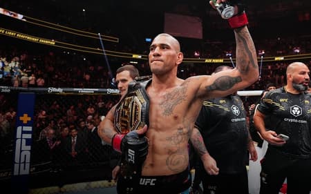 Alex Poatan é bicampeão do UFC (Foto: Divulgação / UFC)