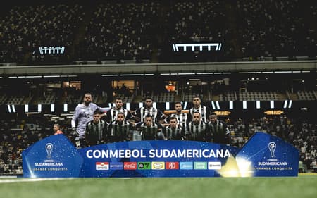 Atlético na Arena MRV na Sul-Americana (Foto: Pedro Souza / Atlético)