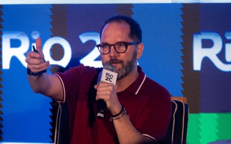 Diretor da NFL no Brasil deixa pistas sobre shDiretor da NFL no Brasil deixa pistas sobre show do intervalo no Maracanãow do intervalo no Maracanã