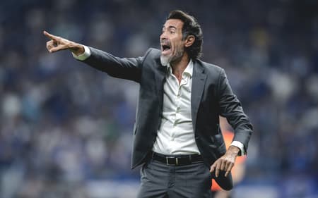 Domínguez contra o Cruzeiro (Foto: Pedro Souza / Atlético)