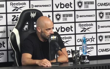 Franclim Carvalho Botafogo coletiva