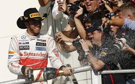 Lewis Hamilton estreou na F1 com a McLaren (Foto: AFP)