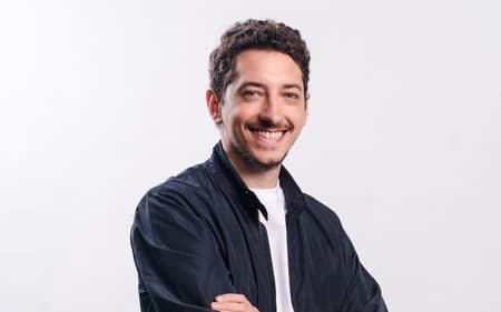 Marcelo Hazan é o novo narrador da CazéTV