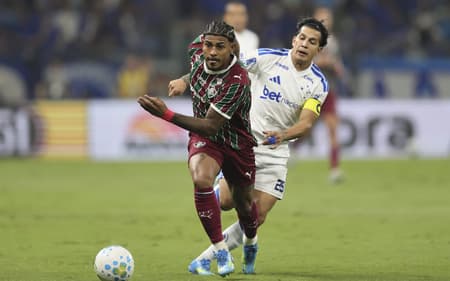 John Kennedy, do Fluminense, contra o Cruzeiro no Mineirão