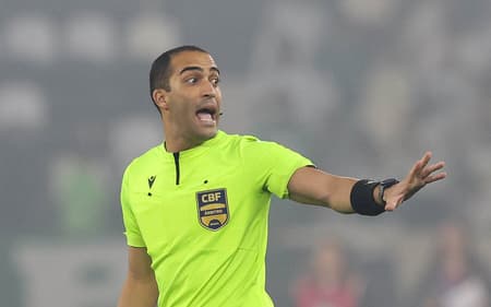 O árbitro Davi De Oliveira Lacerda