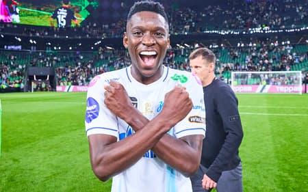 Atacante do Zenit é cotado a ser convocado para Copa do Mundo (Foto: Divulgação/Zenit)