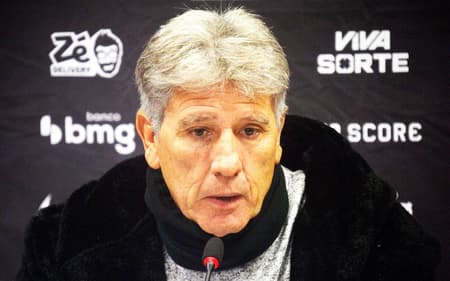 Renato Gaúcho em coletiva pós Internacional e Vasco (Foto: Donaldo Hadlich/Código