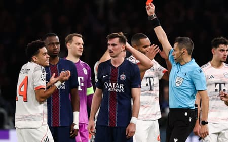 Pela Champions League, o Bayern de Munique venceu o PSG por 2 a 0 (Foto: FRANCK FIFE / AFP)