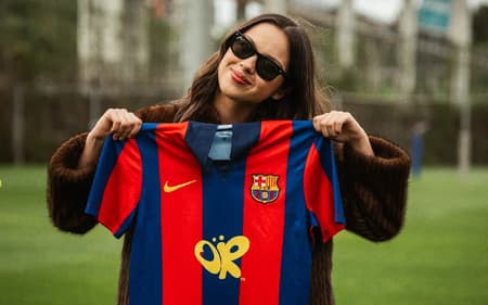 Olivia Rodrigo diverte internautas reagindo a gol do Barcelona diante do Real Madrid. (Foto: Reprodução/Barcelona FC)
