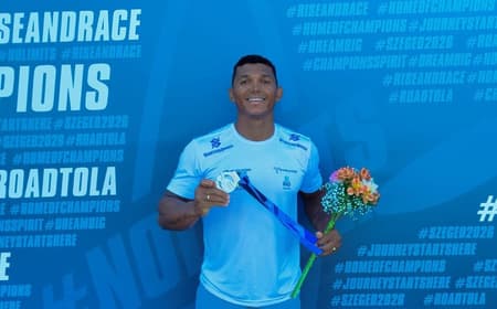 Isaquias Queiroz é prata em etapa da Hungria da Copa do Mundo de canoagem (Foto: Divulgação CBCa)