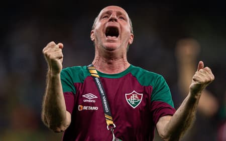 Nilton Petrone, o Filé, comemora título do Fluminense na Libertadores (Foto: Marcelo Gonçalves/ Fluminense FC)