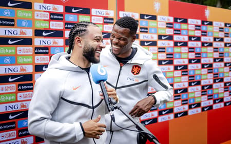 Memphis Depay iniciou preparação para Copa do Mundo (Foto: Robin van Lonkhuijsen / ANP / AFP)