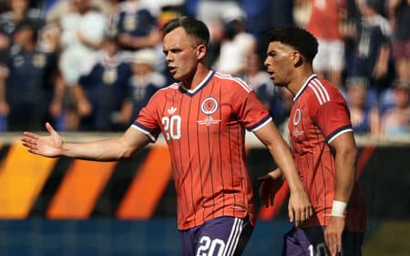 A Escócia goleou a Bolívia por 4 a 0 em amistoso preparatório para Copa do Mundo (Foto: Adam Hunger/Getty Images/AFP)