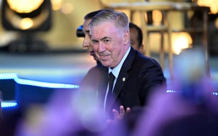 Ancelotti, técnico da Seleção Brasileira, durante convocação para a Copa do Mundo (Foto: Mauro PIMENTEL / AFP)