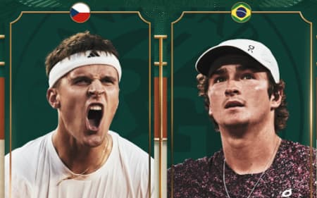 João Fonseca e Jakub Mensik se enfrentam nas quartas em Roland Garros (Reprodução)