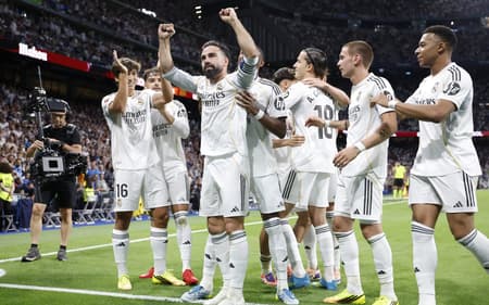 Na despedida de Carvajal e Alaba, o Real Madrid venceu o Athletic Bilbao por La Liga (Foto: Pierre-Philippe MARCOU / AFP)