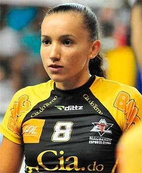 A jovem Gabi Guimarães em ação pelo Mackenzie (Foto: Reprodução)