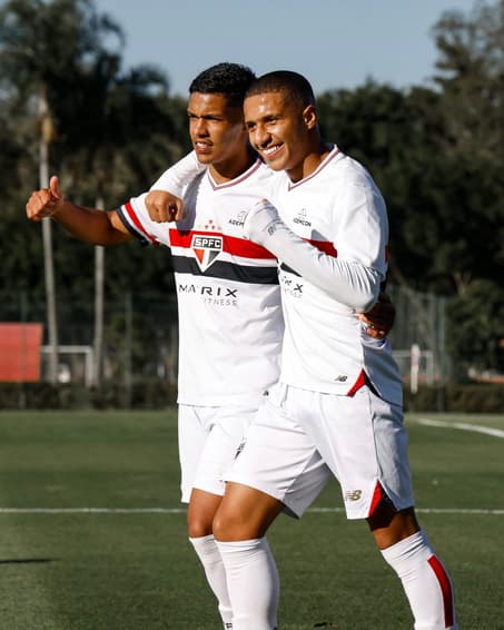 Sub-20 do São Paulo jogará pelo estadual da categoria (Foto: Rubens Chiri / São Paulo FC)