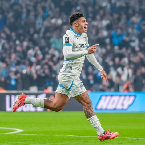 Alvo de Bayern e Inter de Milão, Luis Henrique comemora gol pelo Olympique Marseille