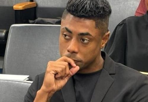 Bruno Henrique, do Flamengo, durante julgamento no STJD (Foto: Lucas Bayer/Lance!)