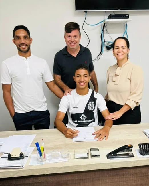 Atacante se destacou na equipe Sub-17 da Macaca (Foto: Divulgação)