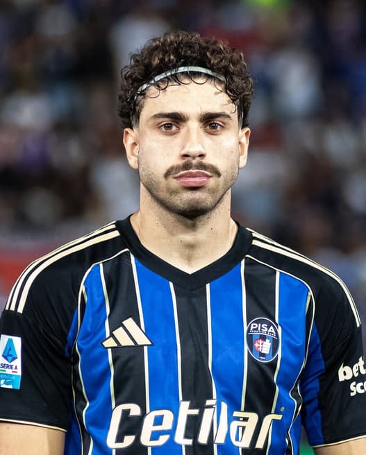 Mateus Lusuardi, zagueiro brasileiro