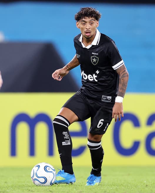 Medina foi destaque em Racing x Botafogo (Foto: Vitor Silva/Botafogo)