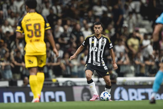 Fausto Vera em Atlético x Sport (Foto: Pedro Souza / Atlético)