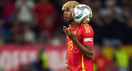 Lamine Yamal, da Espanha, esta escalado para a final da Uefa Nations League contra a França (Foto: Reprodução/X/@SEFutbol)