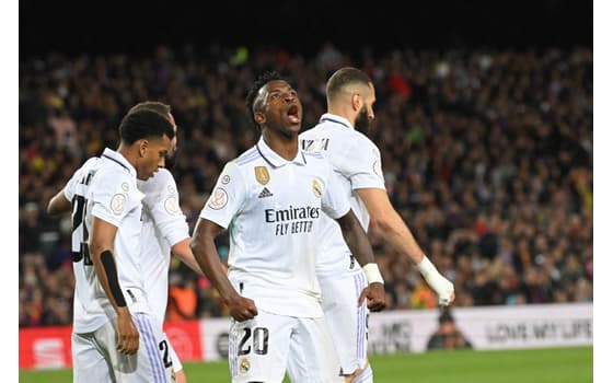 Lenda do Chelsea exalta Vini Jr e opina sobre Ancelotti na Seleção  Brasileira