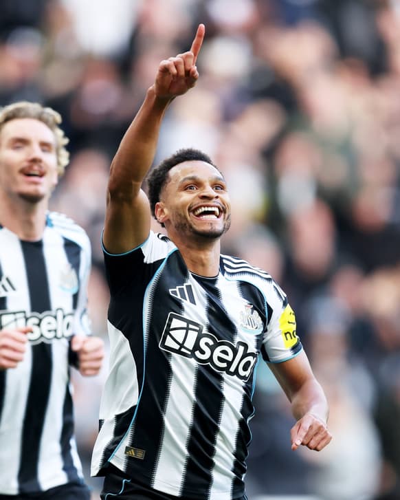 Jacob Murphy abriu o placar do duelo entre Newcastle e Fulham pela Premier League (Foto: Divulgação/Newcastle)