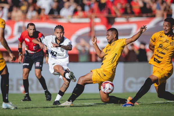 Atlético vence de virada por 3 a 1 o Pouso Alegre (Foto: Pedro Souza / Atlético)