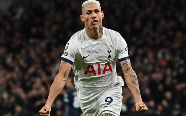 Fluminense faz primeiro contato para repatriar Richarlison, do Tottenham