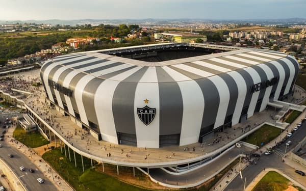 Atlético-MG apresenta novos uniformes de treino para 2025