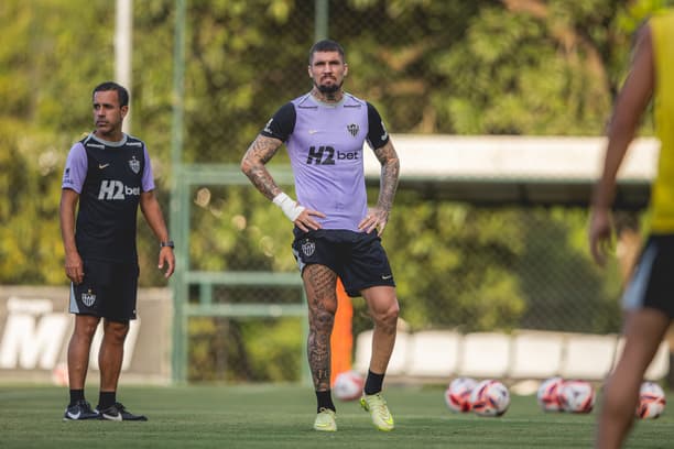 Lyanco retorna aos treinamentos (Foto: Pedro Souza / Atlético)