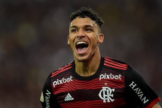 (Foto: Thiago Ribeiro/AGIF)