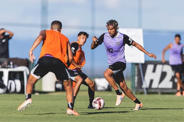 Jogadores do Atlético em treinamento na Cidade do Galo (Foto: Pedro Souza / Atlético)