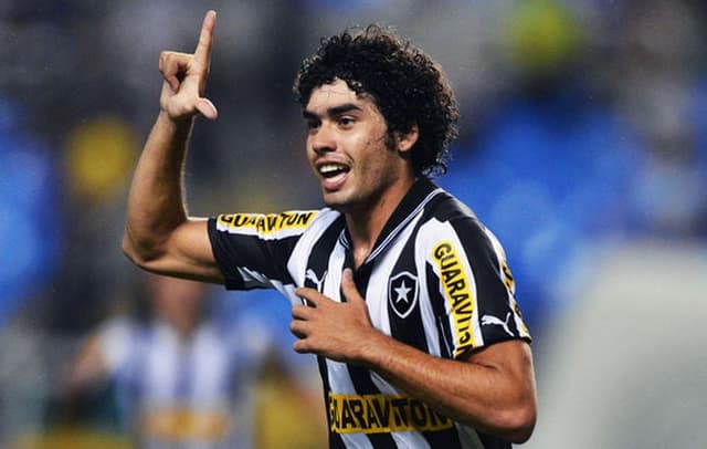 Bruno Mendes despontou no Botafogo (Foto: Bruno de Lima)