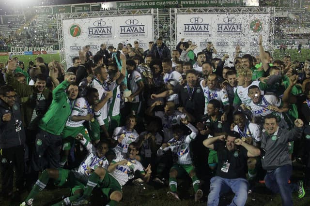 08/05/2016: Dia de festa na Arena Condá! Chapecoense empatou a decisão com Joinville&nbsp;e conquistou o Catarinense 2016