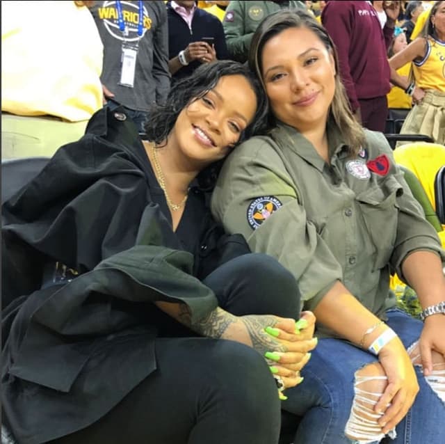 Rihanna assistiu ao jogo 1 das finais da NBA