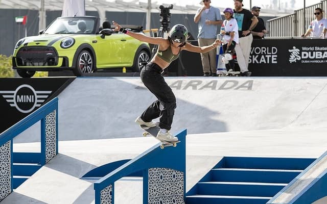 Rayssa-Leal-Pro-Tour-de-Skate-Street-Dubai-1-aspect-ratio-512-320