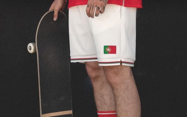 skate-uniforme-portugal-aspect-ratio-512-320