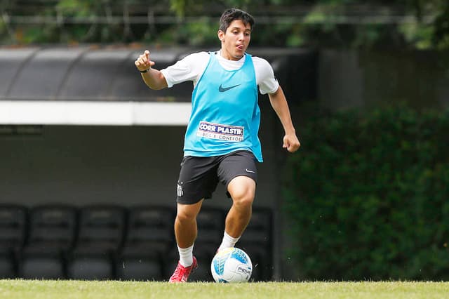 Lucas Otávio, volante do Santos (Foto: Ricardo Saibun/Santos FC)